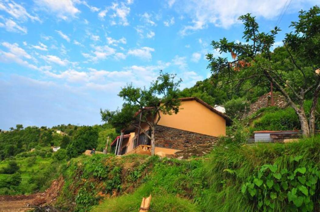 The Goat Village- Kanatal By Bakri Chhap Екстер'єр фото