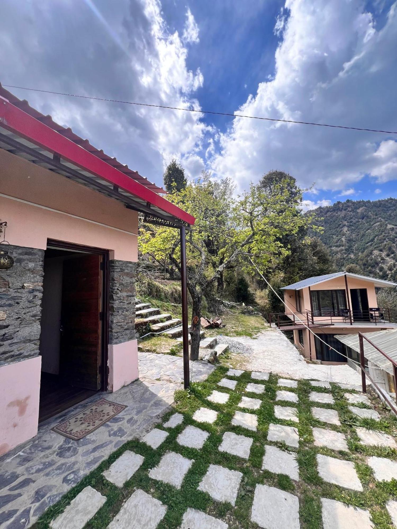 The Goat Village- Kanatal By Bakri Chhap Екстер'єр фото